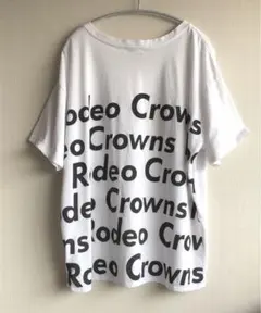 Rodeo Crowns ロゴプリントゆるTシャツ　モノクロモノトーン　Vネックのサムネイル