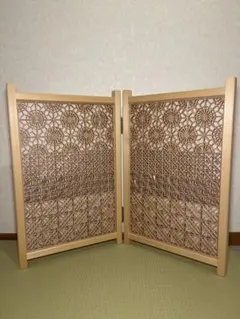 組子細工　衝立　パーテーション　伝統工芸品 Amazon.co.jp: 組子 組子細工 衝立 パーテーション 伝統工芸品
