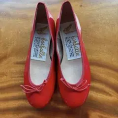 未使用　ファルファーレ エナメル リボン バレエ シューズ フラットシューズ