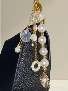 Item thumbnail for item b5abc2a7-caa7-46ba-95cb-0d4bc7f070ba