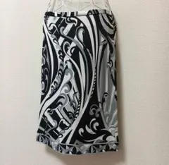 エミリオプッチ　EMILIO PUCCI スカート　未使用のサムネイル
