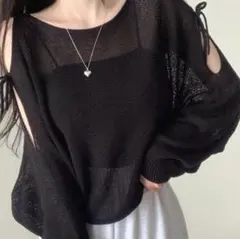 オフショルダーリボン付きニットセーター（黒）