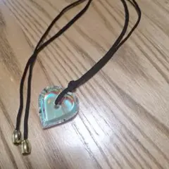 バカラ　ハート型クリスタルネックレス