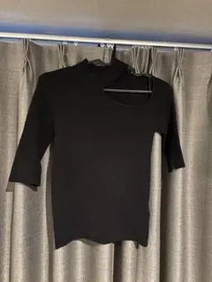 春に使いやすい★MURUA 黒 半袖ニットセーター