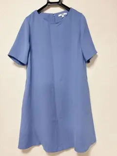 ユニクロ　水色　半袖ひざ丈Aラインワンピース M シンプル