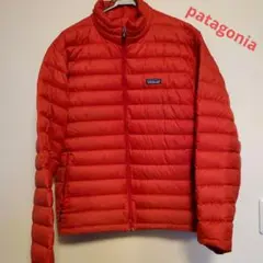 patagonia メンズ M レッド ダウンジャケット