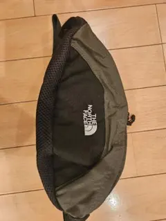 THE NORTH FACE ボディバッグ オリーブグリーン