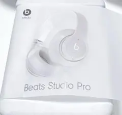 新品未開封 Beats Studio pro ヘッドホン サンドストーン - メルカリ