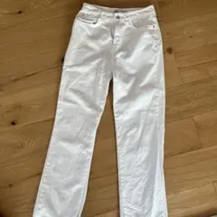 美品　ZARA ホワイト ストレートデニム 36