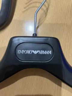 EMPORIO ARMANI ★ブラックハンガー 4本セット