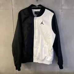 NIKE ジョーダン　ジャケット