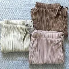 プリーツ ワイドパンツ