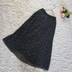 ✨小花柄ロングスカート ブラック系 プリーツ フレア シフォン風 大人可愛い✨
