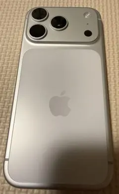iPhone17ProMax(シルバー、256GB) - メルカリ