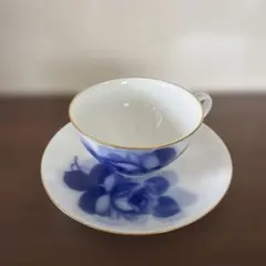 大倉陶園】 青色花柄ティーカップとソーサーセット - メルカリ
