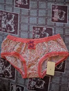 Narue 花柄ショーツ ✦ 新品のサムネイル