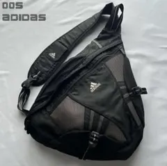 【00s ADIDAS】technical black sling bagのサムネイル