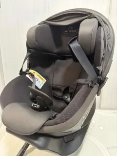 エールベベ クルットR ウィ リュクスグレー 回転式チャイルドシート 