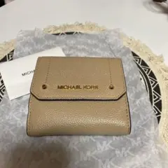 マイケルコース 二つ折り財布　週末お値下げ
