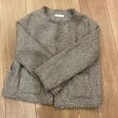 グレー ノーカラージャケット