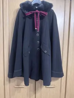新品未使用】axes femme ファー襟付きケープコート ダークグリーン