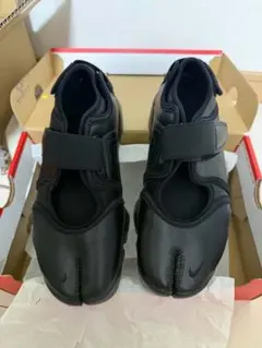 ブラック スニーカー ベルクロストラップ nike size 23 未使用