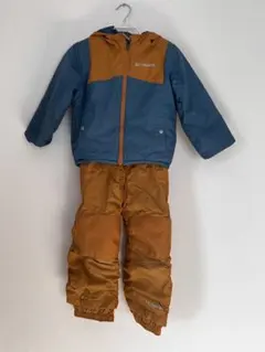 コロンビア　xxs スノーウェア　110