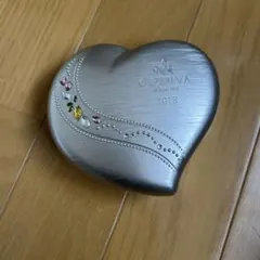 GODIVA 2018 ハート型缶のサムネイル