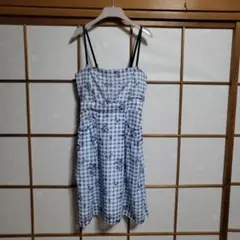 ノースリーブひざ丈ワンピース 青と白チェック