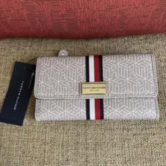 週末値下新品TOMMY HILFIGER トミーヒルフィガー長財布