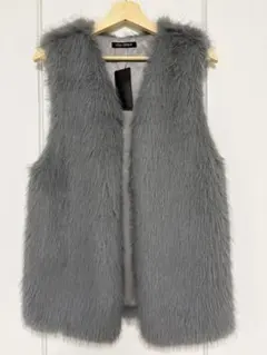 【新品未使用タグ付き】グレー ファーベスト