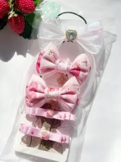 ピンクのリボンヘアアクセサリーセット　ハンドメイド　C-70