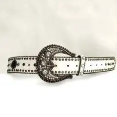 Vintage ホワイトレザー ベルト　シルバーコンチョ　スタッズ装飾付き