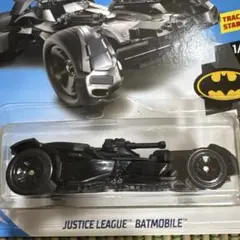 Hot Wheels JUSTICE LEAGUE BATMOBILE