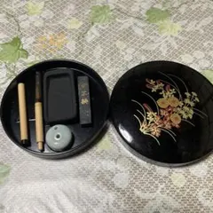 書道用具セット 黒地金色花柄