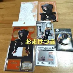 呪術廻戦 PLAZA 虎杖悠仁 まとめ売り ジロリ アクスタ 缶バッジ 特典 他
