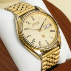 ジャンク品 SEIKO KINGQUARTZ 腕時計 デイデイト SGP3047