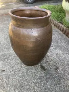 sunshine 昭和レトロ　古民家・骨董。 陶器製茶色水鉢・睡蓮鉢 昭和レトロ 古民家・骨董。 陶器製茶色水鉢・ 睡蓮鉢 右側②
