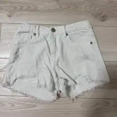 ZARA ホワイトダメージデニムショートパンツ