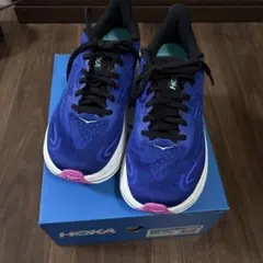 公式サイト　HOKA CLIFTON 10のサムネイル