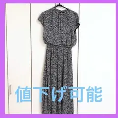花柄 ロペピクニック　半袖ロングワンピース ブラック・ホワイト