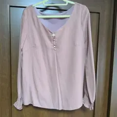 ピンク Vネック シャツ 長袖のサムネイル