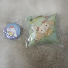 くら寿司 シナモロール クッションチャーム 缶バッジ セット シフォン シナモン