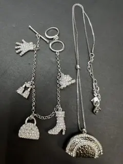 SWAROVSKIスワロフスキークリスタルチャーム ネックレス・ブレスレット