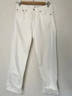 ZARA ホワイトデニム THE HW ANKLE STRAIGHTのサムネイル