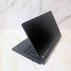 東芝 dynabook D83/DN タッチパネル ノートパソコン 第8世代i5のサムネイル