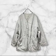 キルティングジャケット　ノーカラー　オフホワイト　ベージュ　オーバーサイズ