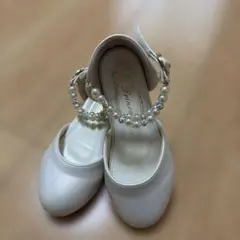 プリンセスシューズ　パールストラップ　１８㎝