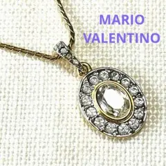 美品　MARIO VALENTINO ラインストーンペンダントヘッド　ネックレス