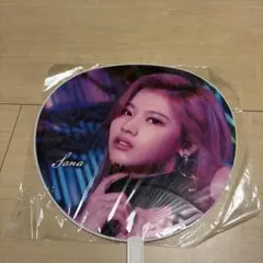 TWICE Sana Breakthrough うちわと缶バッチのセット